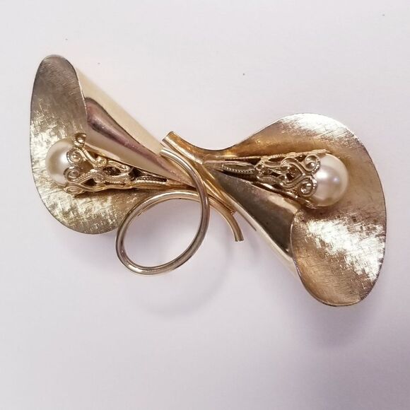 Vintage Gold & Pearl Brooch - Picture 1 of 11